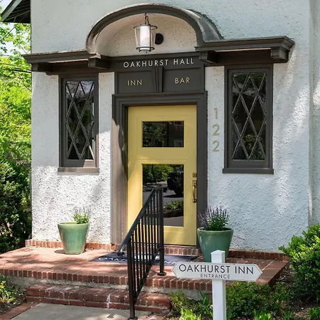 Oakhurst Inn At The University Charlottesville Exterior photo