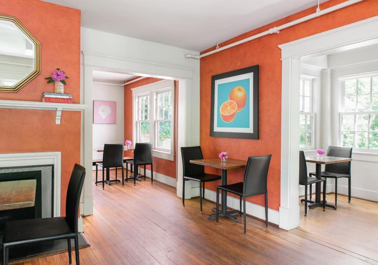 Hotel Oakhurst At The Charlottesville